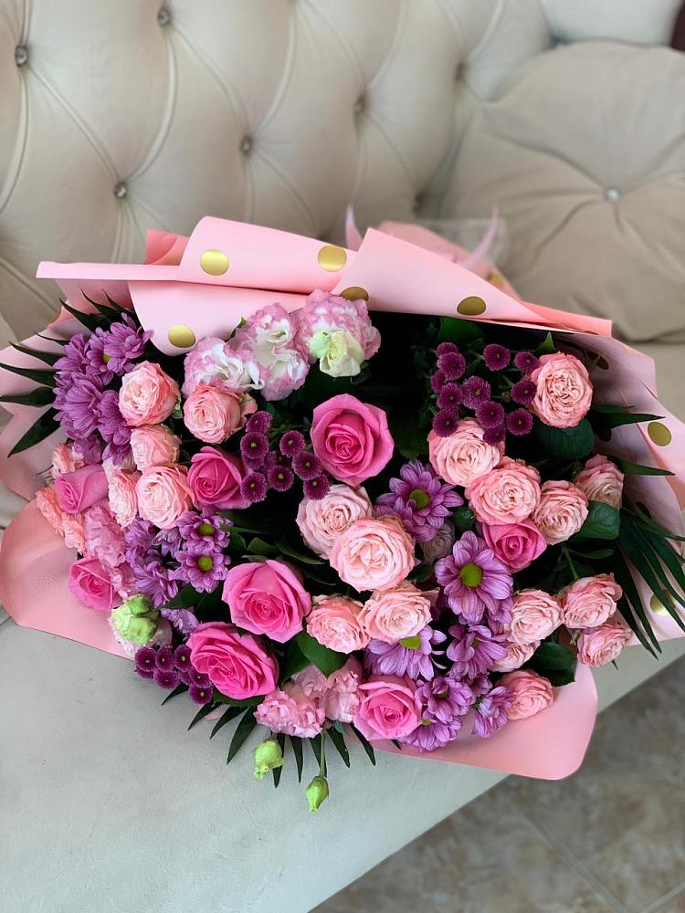 Букет цветов из: Хризантемы, Розы и Лизиантусы в Коростово