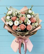 Букет цветов из:  Розы, Альстромерии и Лизиантусы в Коростово