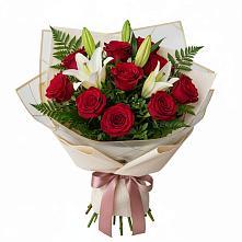 Букет цветов из:  Лилии и Розы в Коростово