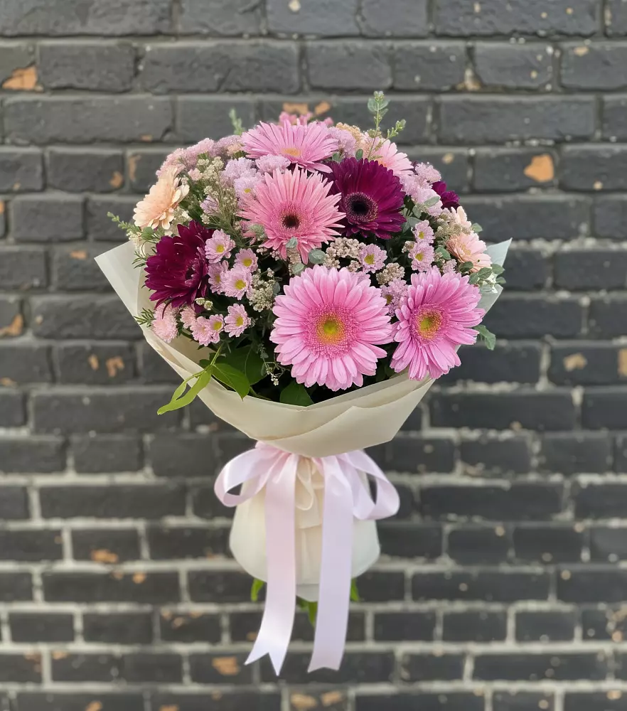 Букет цветов из: Герберы и Хризантемы в Коростово