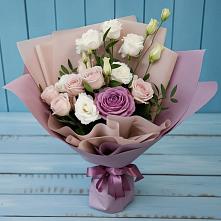Букет цветов из:  Розы и Лизиантусы в Коростово