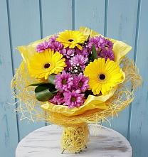 Букет цветов из:  Хризантемы и Герберы в Коростово