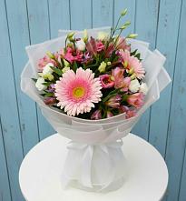 Букет цветов из:  Герберы, Альстромерии и Лизиантусы в Коростово