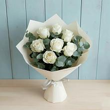 Букет Белые розы в Эвкалипте в Коростово
