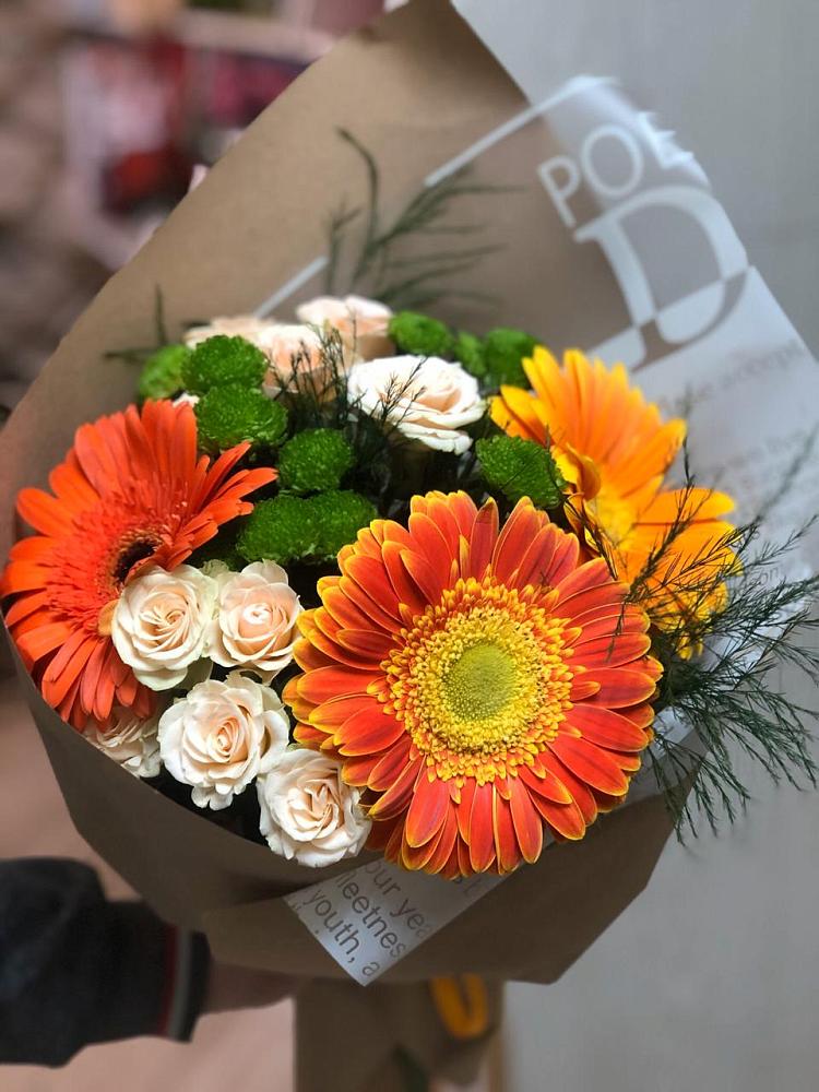Букет цветов из: Герберы, Хризантемы и Розы в Коростово
