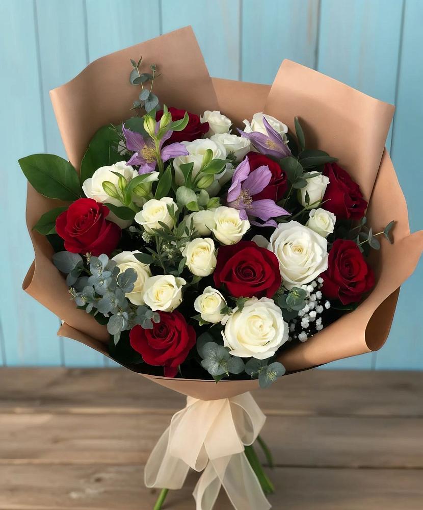 Букет цветов из: Розы и Альстромерии в Коростово