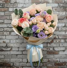 Букет цветов из:  Розы, Лизиантусы и Гвоздики в Коростово